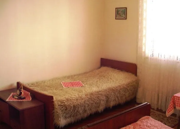 Apartament In With Terrace, Wifi