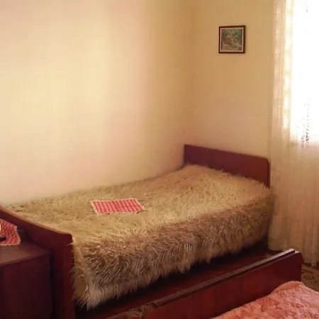 Apartment In With Terrace, Wifi
