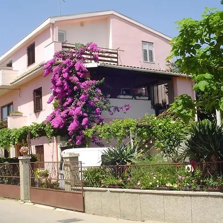 Apartment In With Terrace, Wifi *