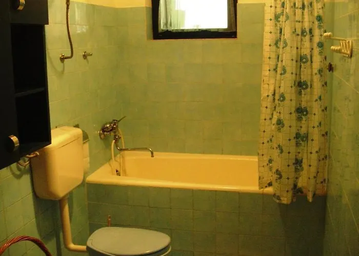 In With Terrace, Wifi Пакоштане